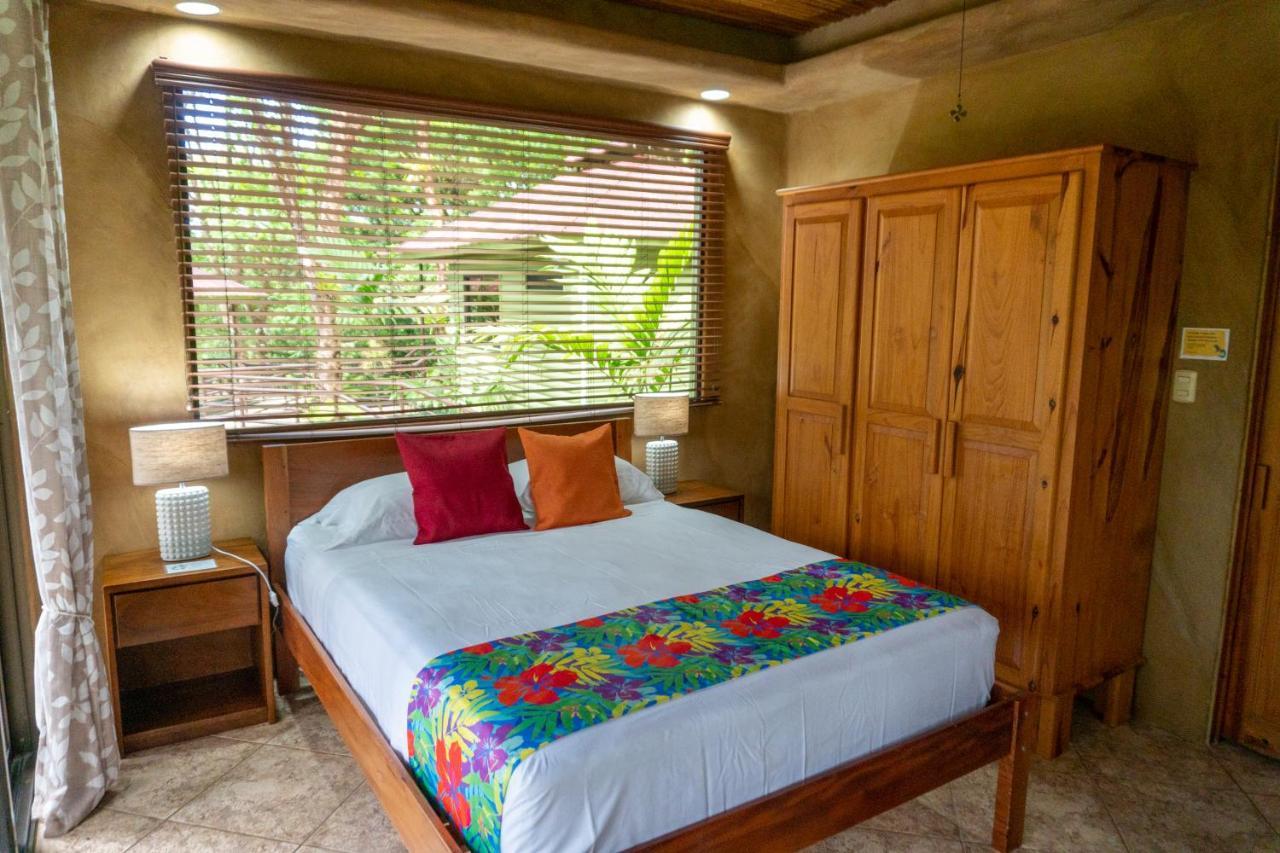 Arbol Verde Villas Ojochal Bagian luar foto